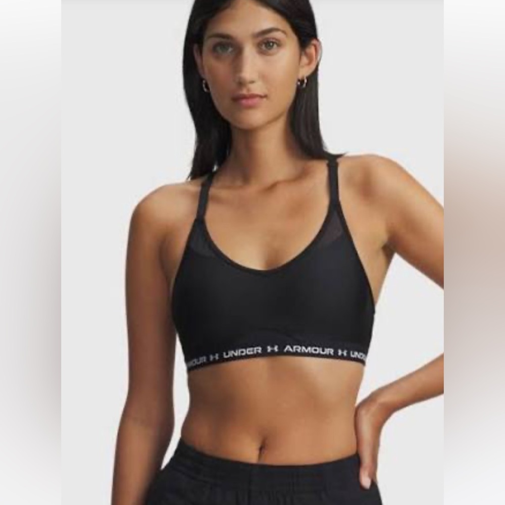 Under Armour Logo heat gear compression workout Black Sports Bra S